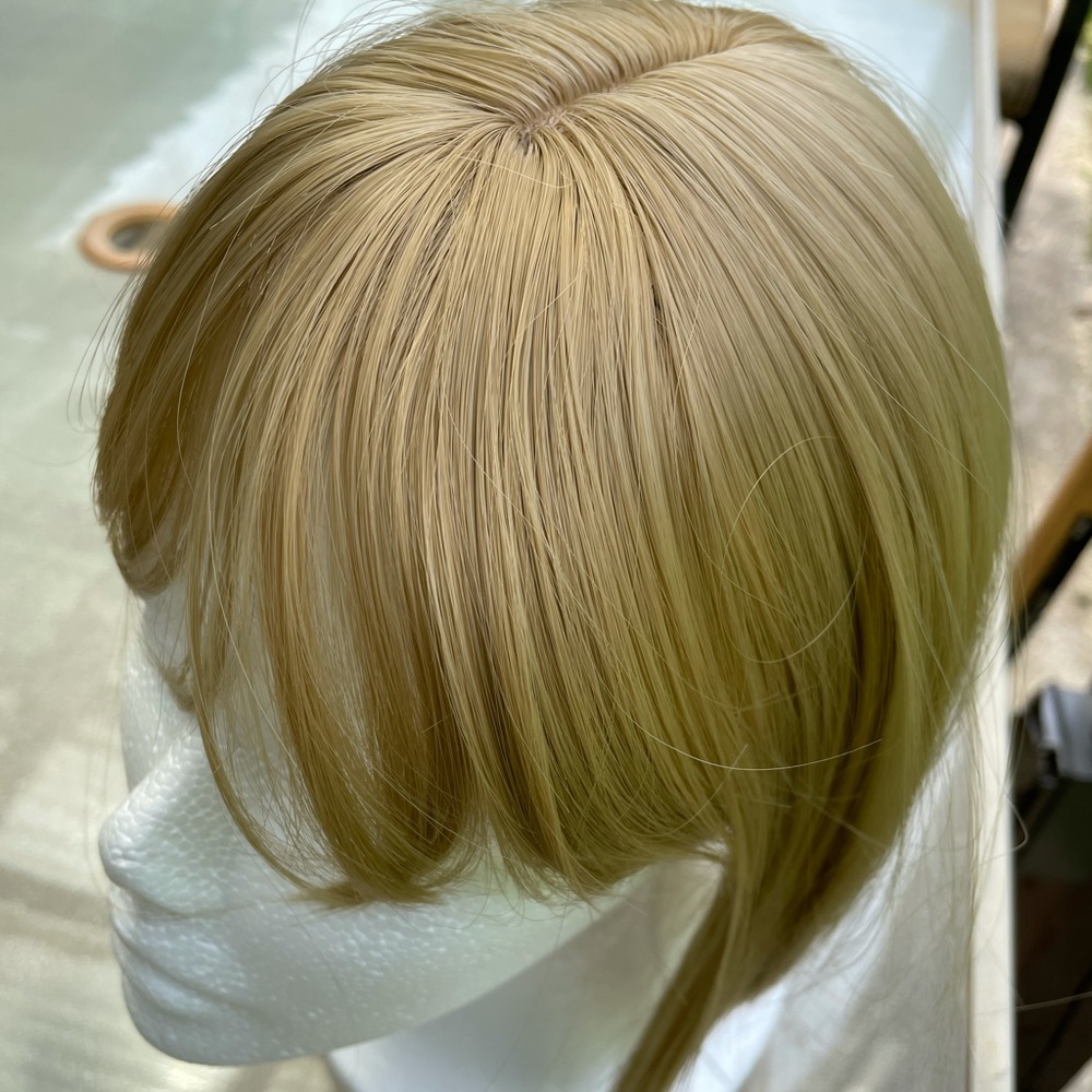 NWT 10” honey blonde topper bangs straight topper NOT a FULL WIG it’s a TOPPER